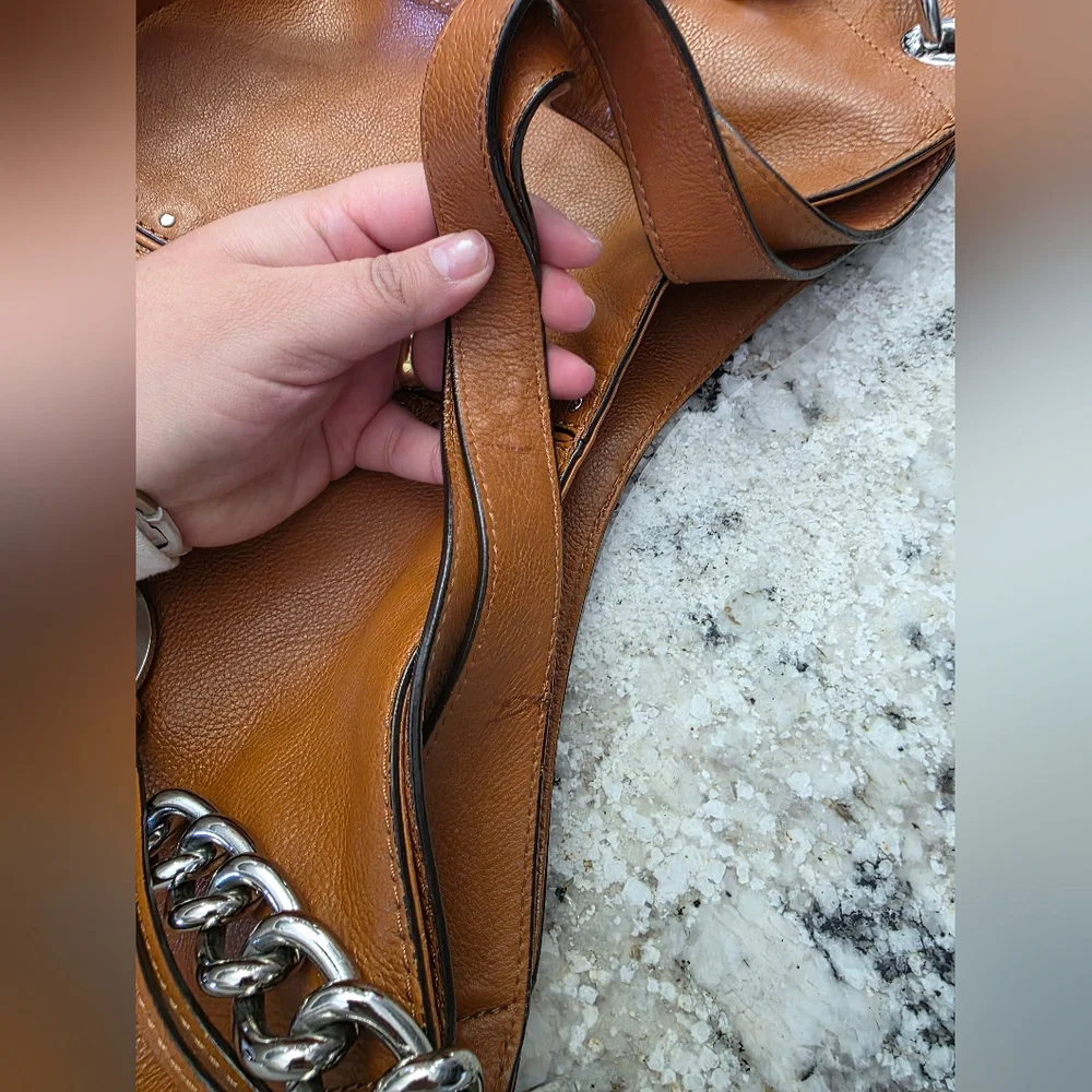 Michael Kors Uptown Astor Bag in Cognac. Preloved! - Picture 6 of 13